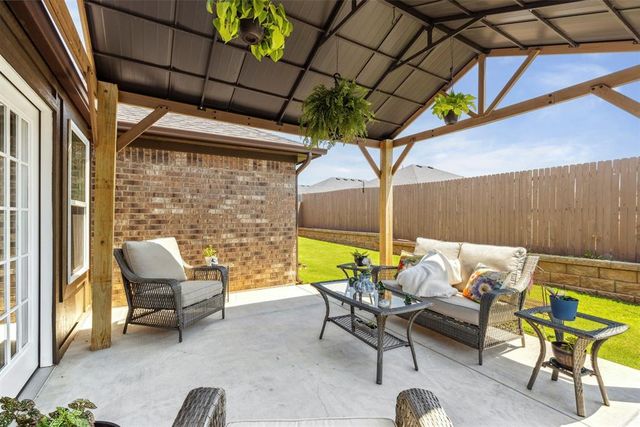 408 Vista Drive, Yukon, OK 73099