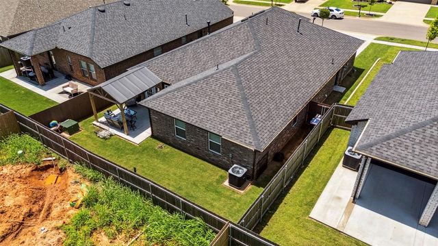 408 Vista Drive, Yukon, OK 73099