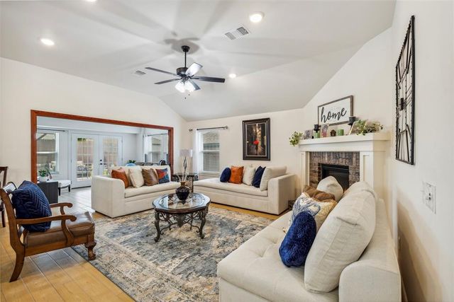 408 Vista Drive, Yukon, OK 73099