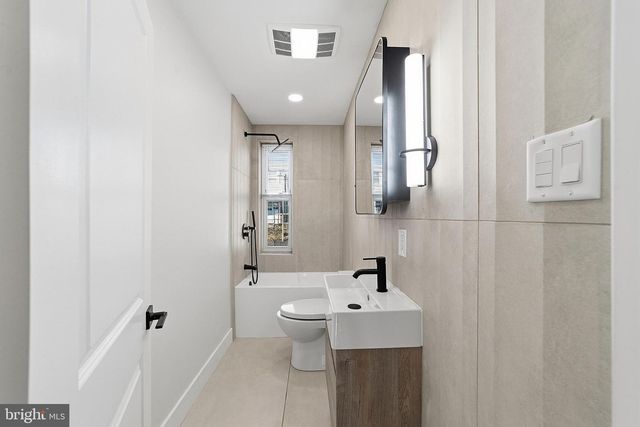 3411 AINSLIE ST, Philadelphia, PA 19129