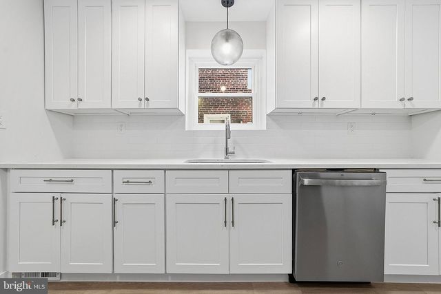 3411 AINSLIE ST, Philadelphia, PA 19129