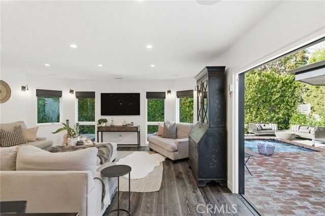 1307 Curtis Avenue, Manhattan Beach, CA 90266