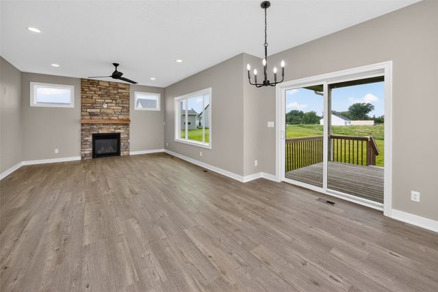 2459 SE 5th Street, West Des Moines, IA 50265