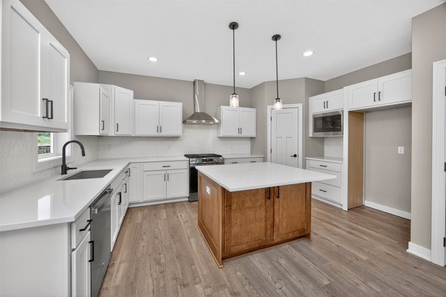 2459 SE 5th Street, West Des Moines, IA 50265