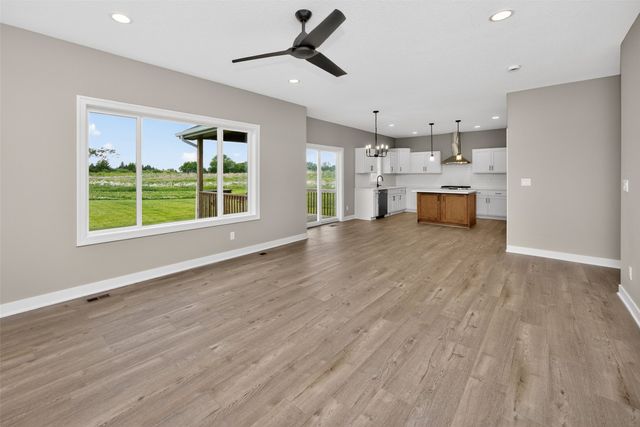 2459 SE 5th Street, West Des Moines, IA 50265