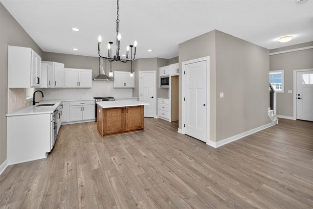 2459 SE 5th Street, West Des Moines, IA 50265