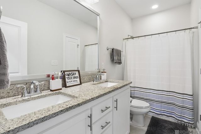 23339 Noble Oak Dr, Springfield, LA 70462