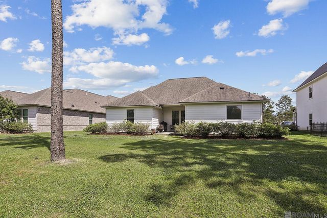 23339 Noble Oak Dr, Springfield, LA 70462