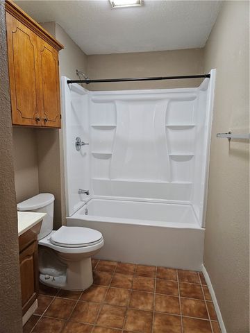 501 N Gregory Ave, Gregory, TX 78359