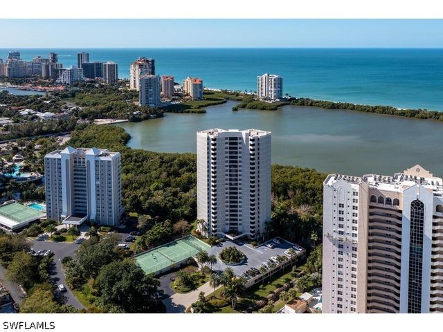 5555 Heron Point DR 902, Naples, FL 34108