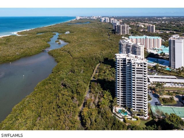 5555 Heron Point DR 902, Naples, FL 34108