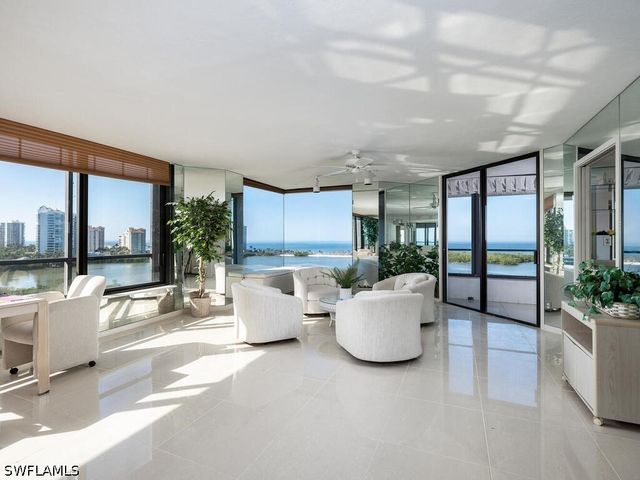 5555 Heron Point DR 902, Naples, FL 34108