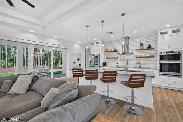 24476 Mountain View DR, Bonita Springs, FL 34135