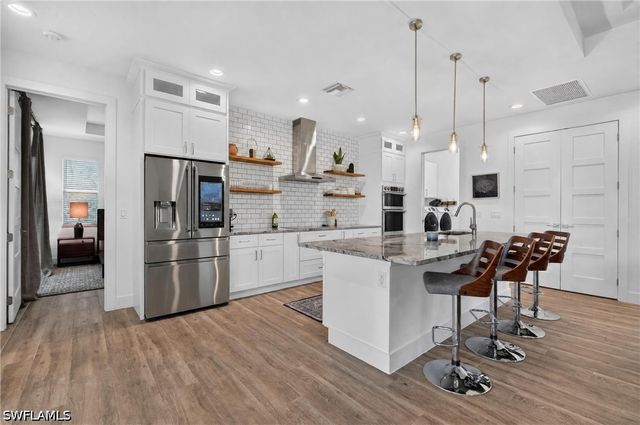 24476 Mountain View DR, Bonita Springs, FL 34135