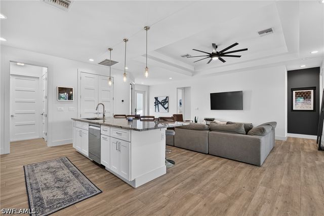 24476 Mountain View DR, Bonita Springs, FL 34135