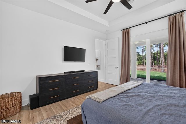 24476 Mountain View DR, Bonita Springs, FL 34135