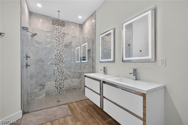24476 Mountain View DR, Bonita Springs, FL 34135