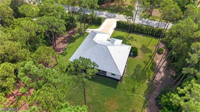 24476 Mountain View DR, Bonita Springs, FL 34135