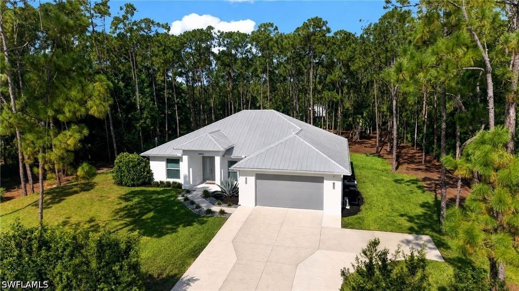 24476 Mountain View DR, Bonita Springs, FL 34135