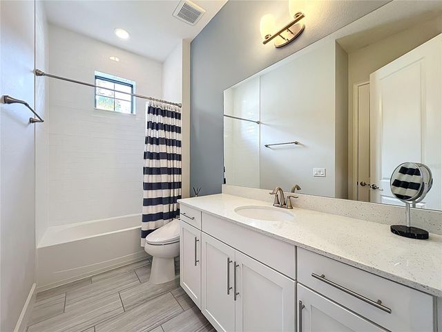 8358 VIA VITTORIA WAY, Orlando, FL 32819