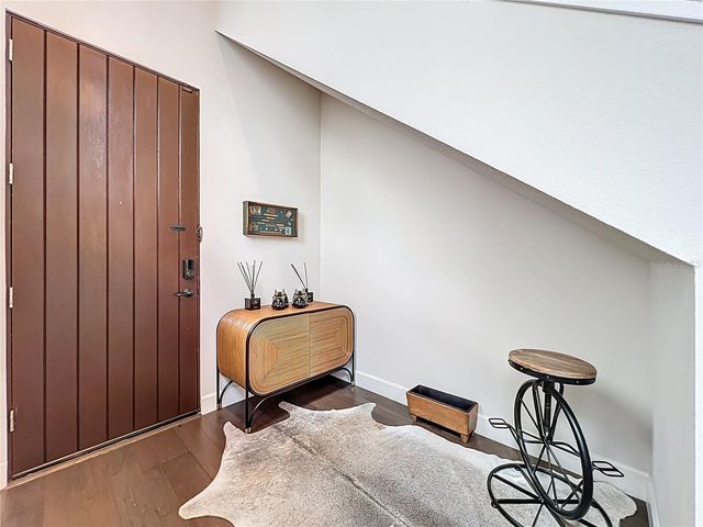 8358 VIA VITTORIA WAY, Orlando, FL 32819