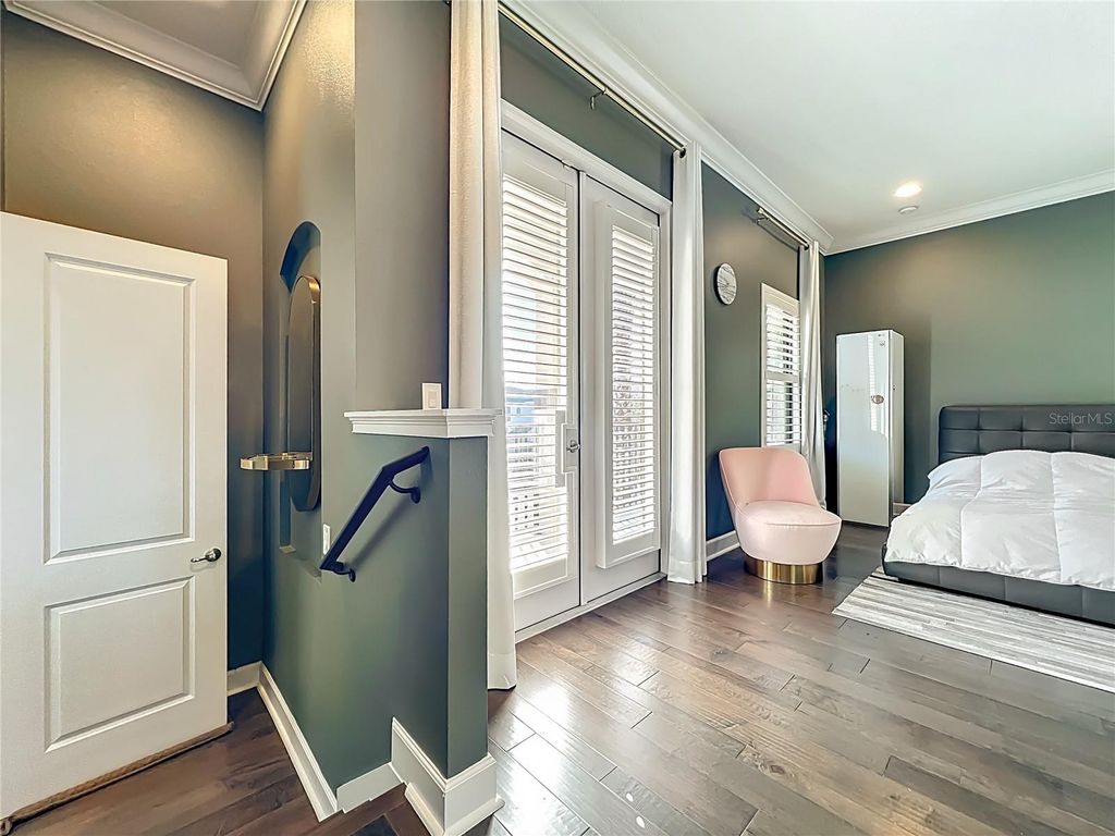 Image 41 of property listing at 8358 VIA VITTORIA WAY, Orlando, FL 32819