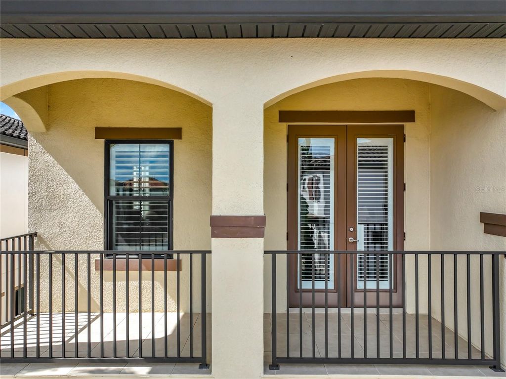 Image 6 of property listing at 8358 VIA VITTORIA WAY, Orlando, FL 32819