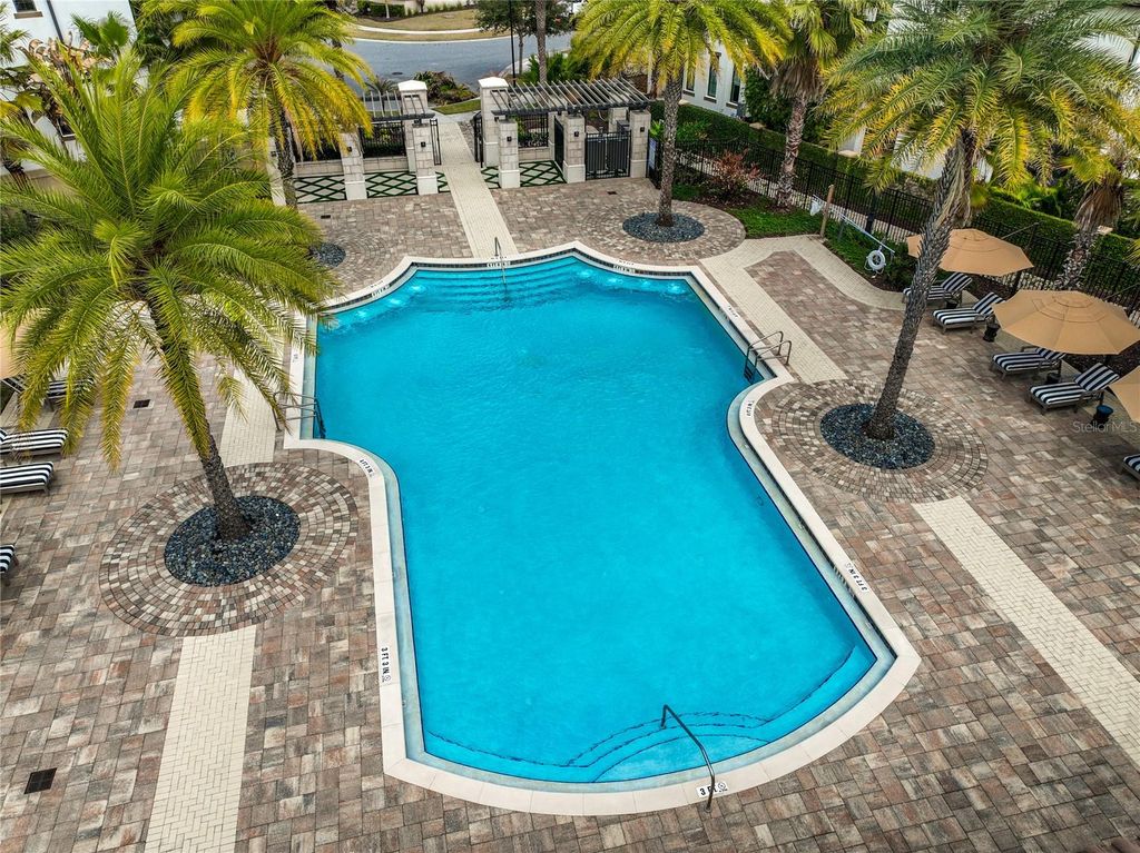 Image 85 of property listing at 8358 VIA VITTORIA WAY, Orlando, FL 32819