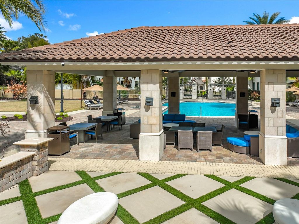 Image 87 of property listing at 8358 VIA VITTORIA WAY, Orlando, FL 32819