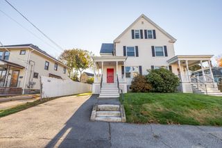 151 Methuen St 151, Lowell, MA 01850