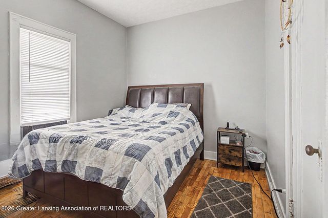 1134 Mccullough Street, Lansing, MI 48912