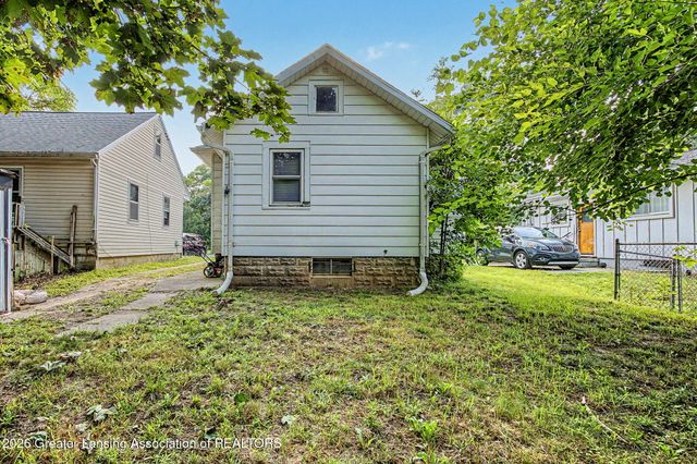 1134 Mccullough Street, Lansing, MI 48912