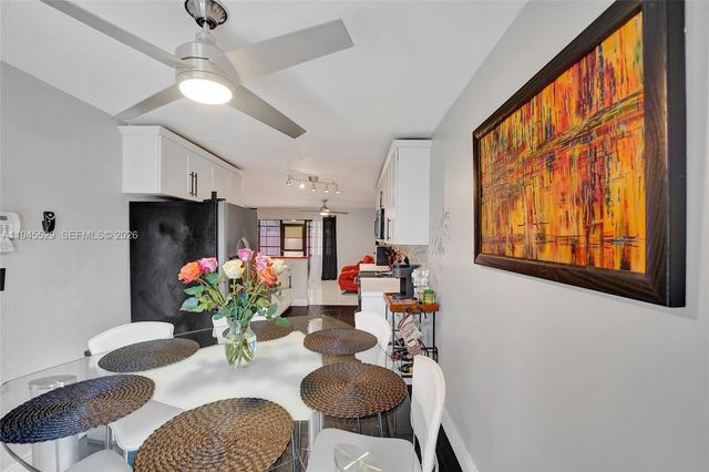 3301 Raleigh St 4E, Hollywood, FL 33021