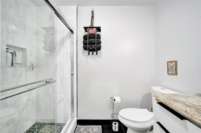 3301 Raleigh St 4E, Hollywood, FL 33021