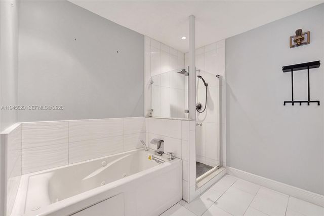 3301 Raleigh St 4E, Hollywood, FL 33021