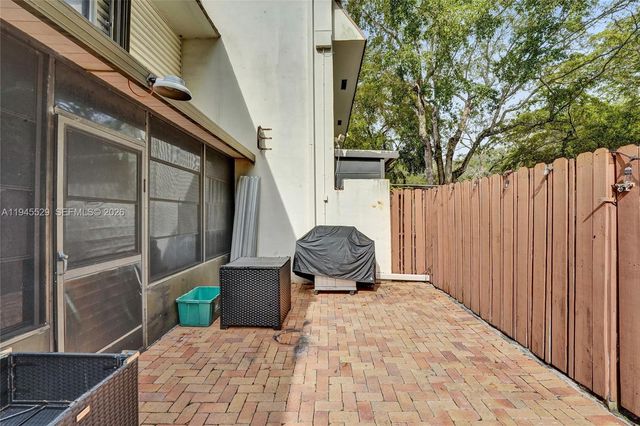 3301 Raleigh St 4E, Hollywood, FL 33021