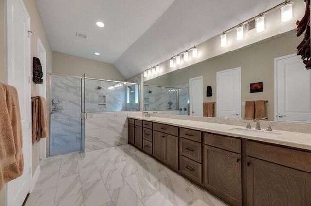 338 Mistletoe Ridge Court, Montgomery, TX 77316