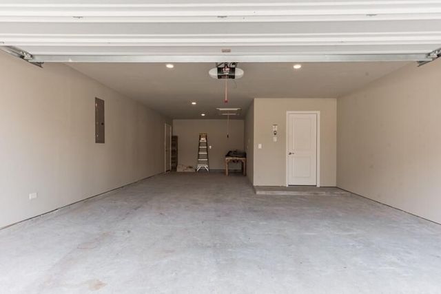 338 Mistletoe Ridge Court, Montgomery, TX 77316