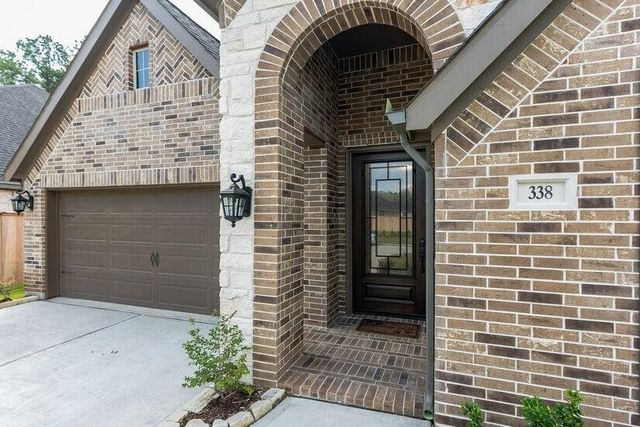 338 Mistletoe Ridge Court, Montgomery, TX 77316