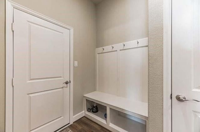 338 Mistletoe Ridge Court, Montgomery, TX 77316