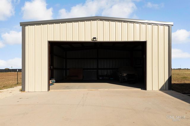 1182 CR 428, Hawley, TX 79525