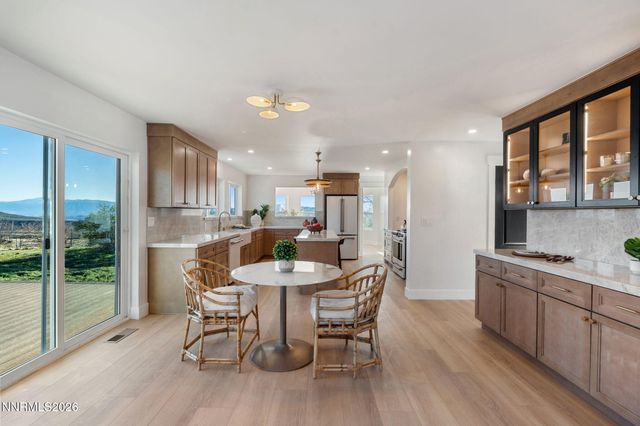 680 Rowe Place, Sparks, NV 89441