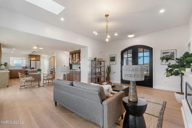 680 Rowe Place, Sparks, NV 89441