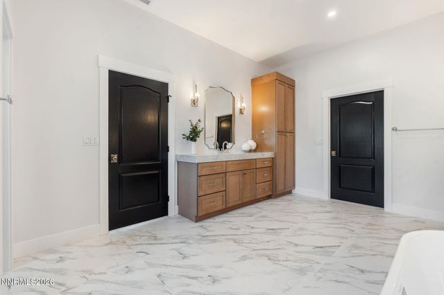 680 Rowe Place, Sparks, NV 89441