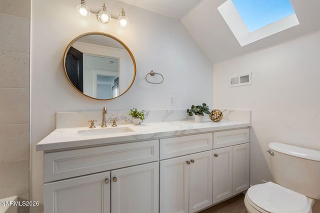 680 Rowe Place, Sparks, NV 89441