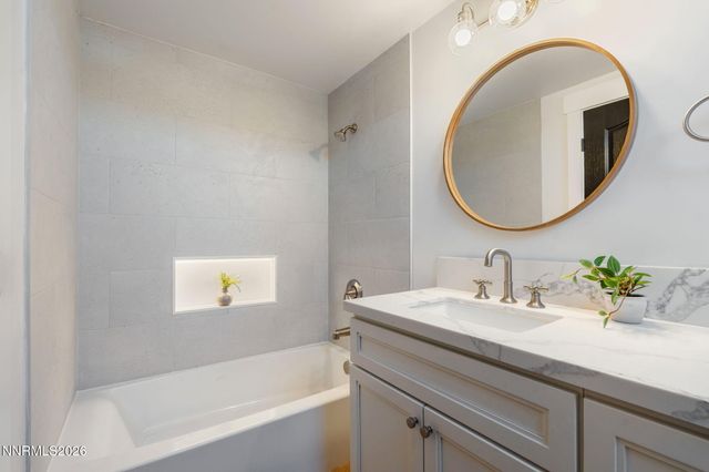 680 Rowe Place, Sparks, NV 89441