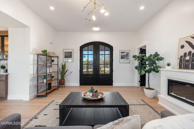 680 Rowe Place, Sparks, NV 89441