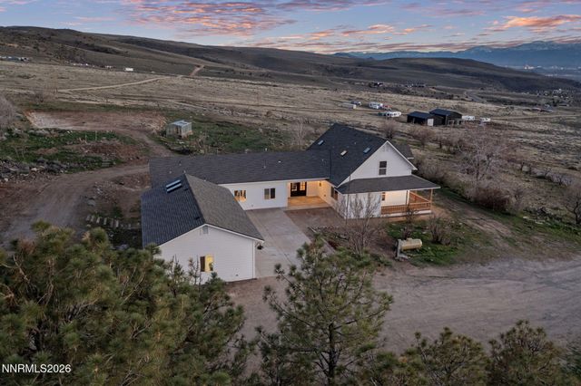 680 Rowe Place, Sparks, NV 89441