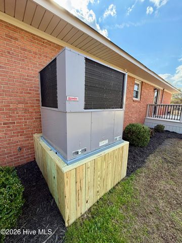 216 Collier Loftin Road, Kinston, NC 28504