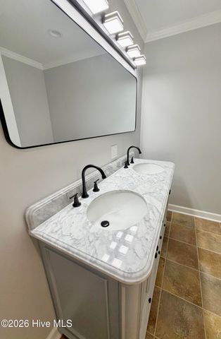 216 Collier Loftin Road, Kinston, NC 28504